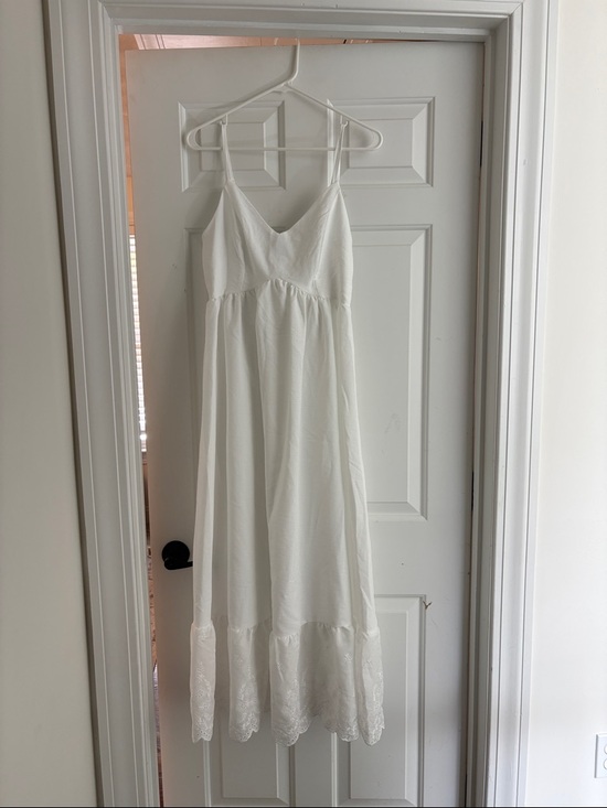 Emery Rose Dresses & Skirts - Women’s White Lace-Hem Maxi Dress - Elegant Summer Slip Style